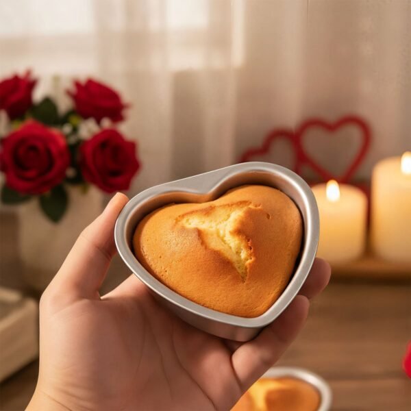 429252c11adf4fef8a87d1d22d656a9e-goods.jpeg 3pcs Aluminum Heart-Shaped Cake Mold Set Fixed Bottom Baking Pans | Baking Kitchenware